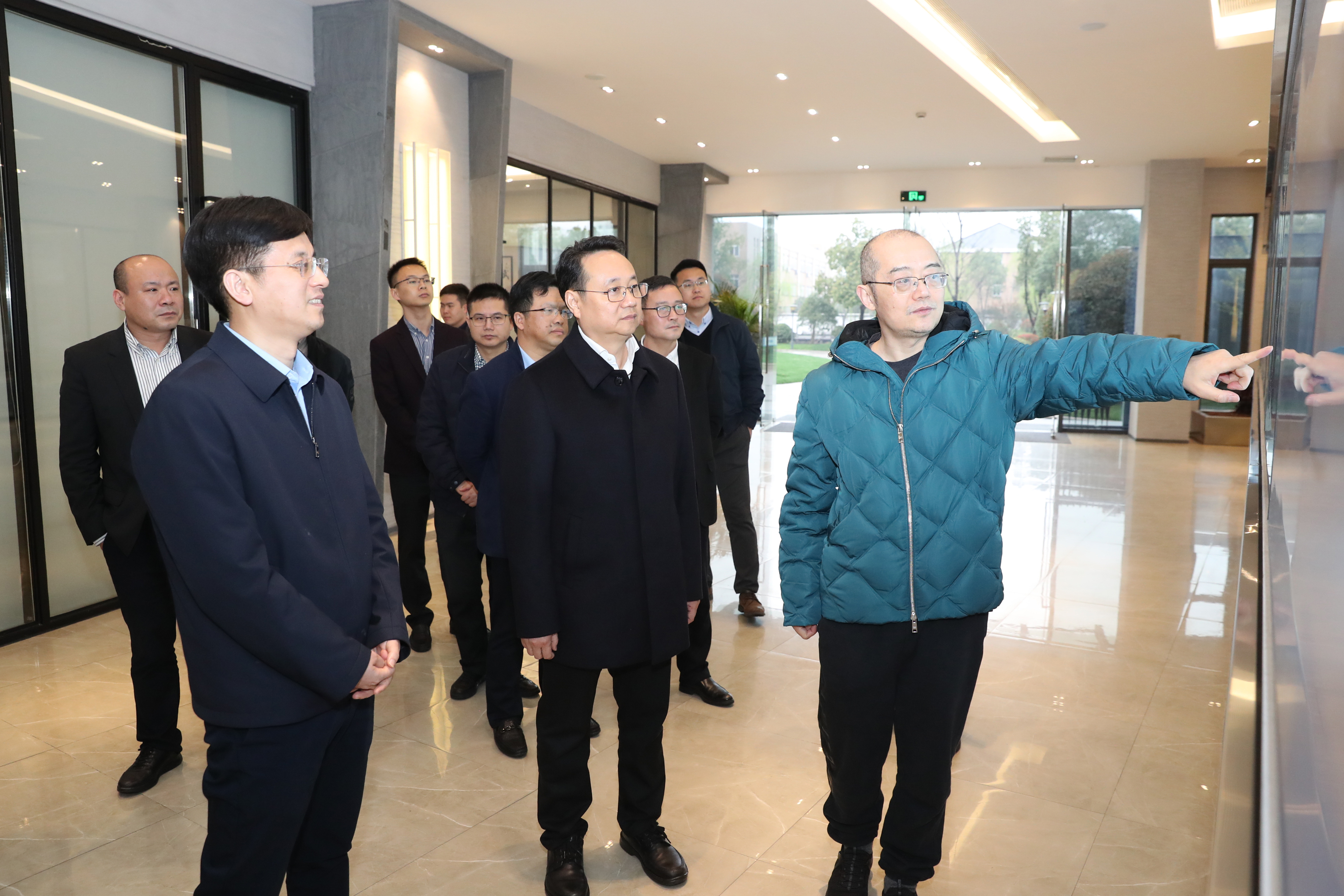 湖州市委副書記、市長王綱調研我武生物